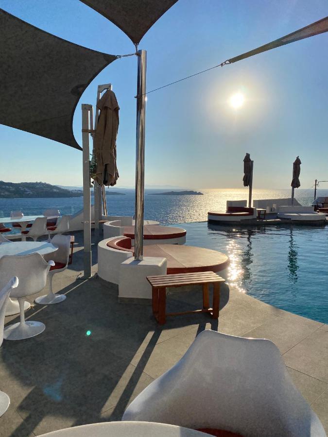 Absolute Mykonos & Mykonos Town